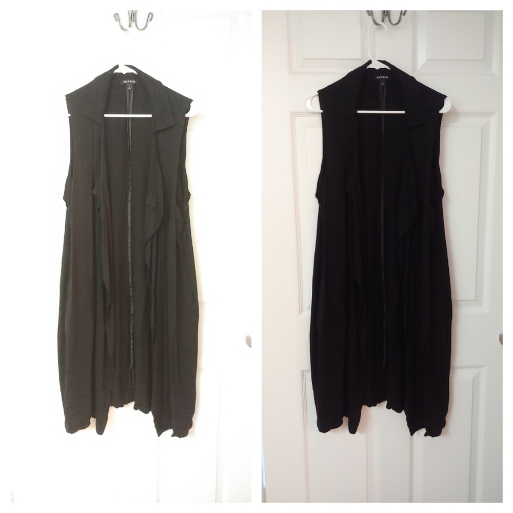 Flowy Long Sleeveless Cardigan